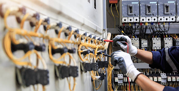 Professional Electrician technician working in Solana Beach, CA